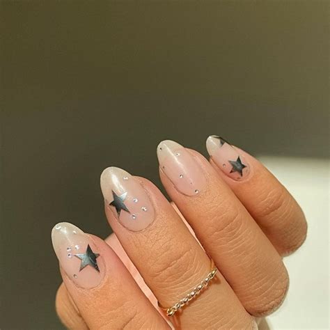 Как красить ногти на Новый год 2021 | theGirl