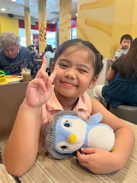 Raymond Salero Porras Rousseau