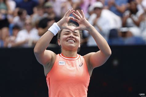 Jasmine Paolini stuns Elena Rybakina, into maiden Grand Slam semi-final ...