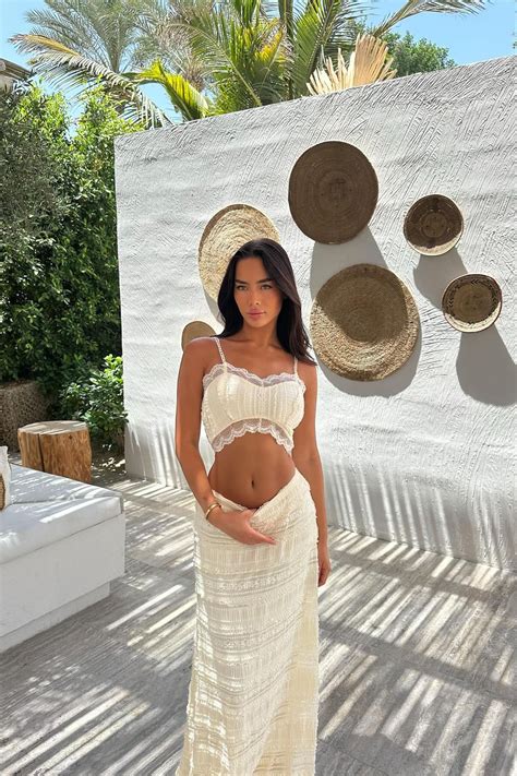 Amara Lace Skirt Set - Cream | Fashion Nova