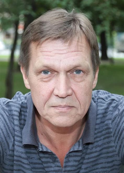 Александр Саюталин — биография, фильмография, фотографии актёра