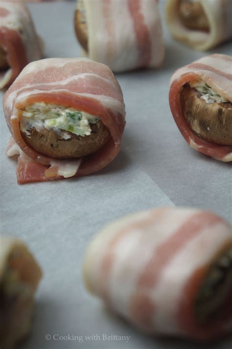 Bacon Wrapped Stuffed Mushrooms | nesarah recipes