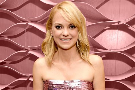 [100+] Anna Faris Wallpapers | Wallpapers.com