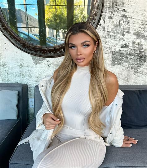 Anastasia Nova biography, 29 Photos, Age, Height, Real Name, Instagram