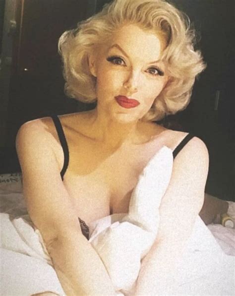 Marilyn Monroe lookalike flirts with Simon Cowell in cheeky BGT