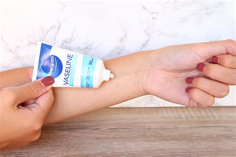 TUTO HALLOWEEN / Faire une fausse blessure ! - Laura Makeuptips