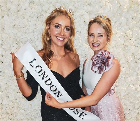Hayley Reynolds crowned 2022 London Rose of Tralee | The Irish World