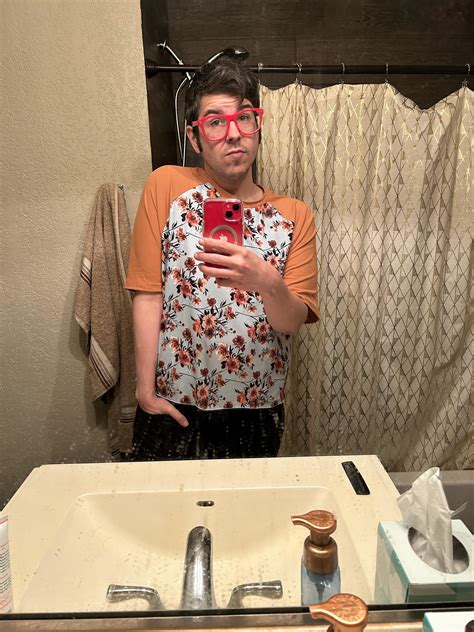 3479 best Tshirts images on Pholder | Blursedimages, Thrift Store Hauls