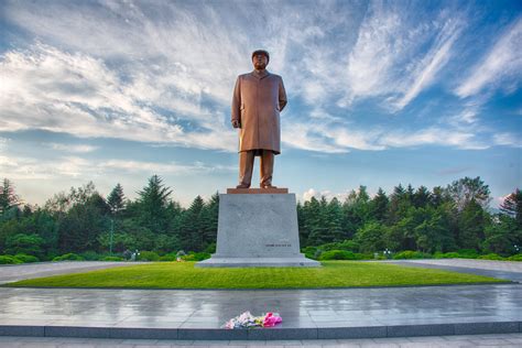 Kim Il-sung statue in Chongjin | Chris Wilson | Flickr