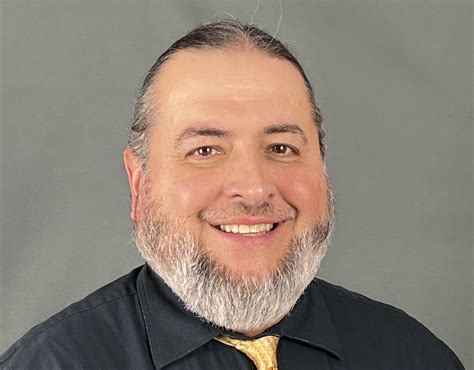 QU psychology professor releases new publication about navigating