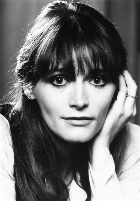 Margot Kidder - Net Worth 2023, Age, Height, Bio, Birthday, Wiki