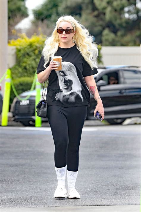 Amanda Bynes Out in Los Angeles 03/19/2024 • CelebMafia