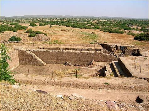 Glimpses of Dholavira #1 | Harappa