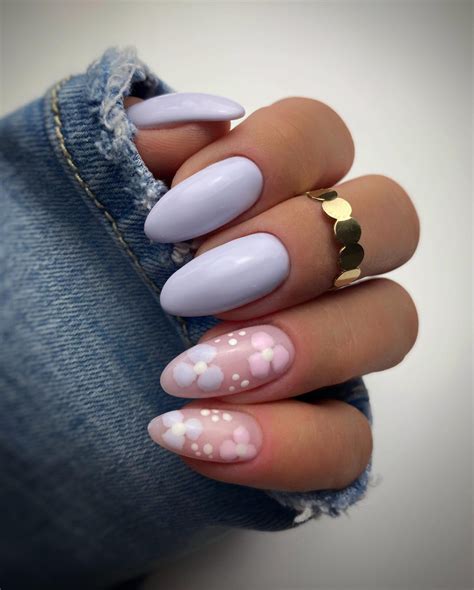 Embracing Elegance: The Enchanting World of Pastel Almond Nails ...