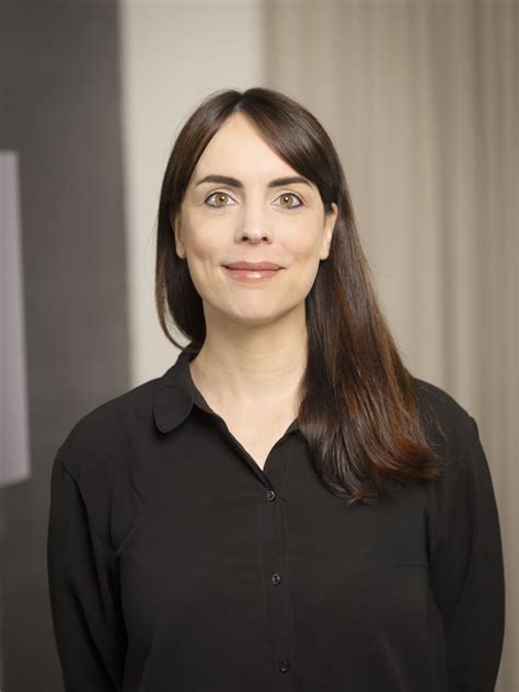 Katharina Weins | Communications | UZH