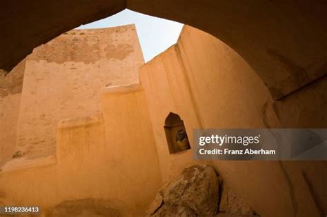 An Nakhl Fortress Photos and Premium High Res Pictures - Getty Images