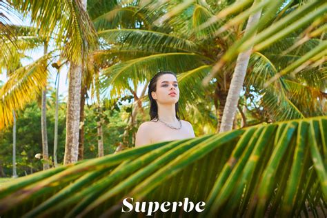 Lola Johnson castaway Unrated