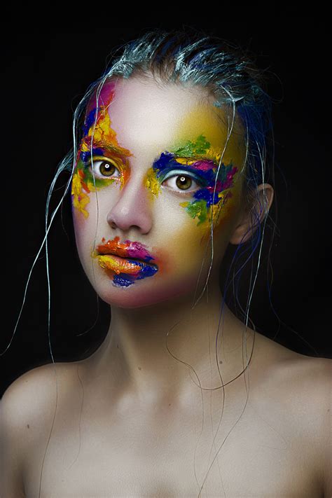 ModelMayhem.com - Beauty Studio Portraits [RAW]