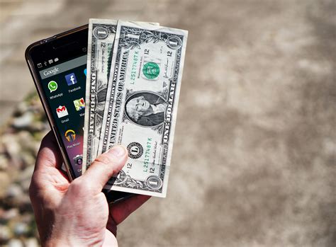 1 Us Dollar Bill · Free Stock Photo
