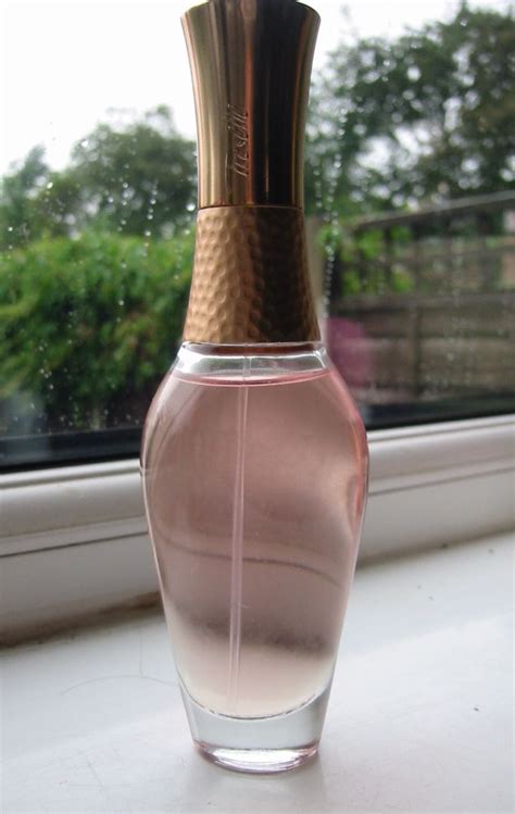Treselle perfume AVON