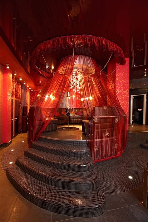 The Best Strip Club VIP Room in Guelph, ON | The Manor