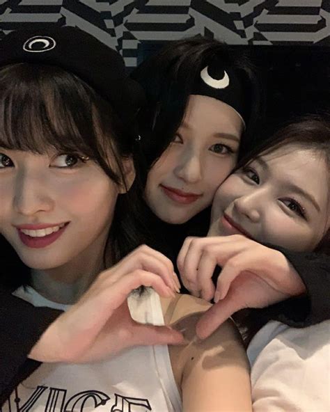 misa •ᴗ• on Twitter | Momo