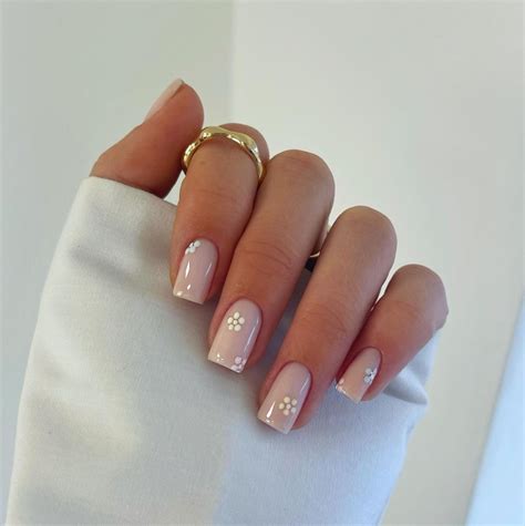 5 must try nail art trends for Eid 2023 - Masala.com
