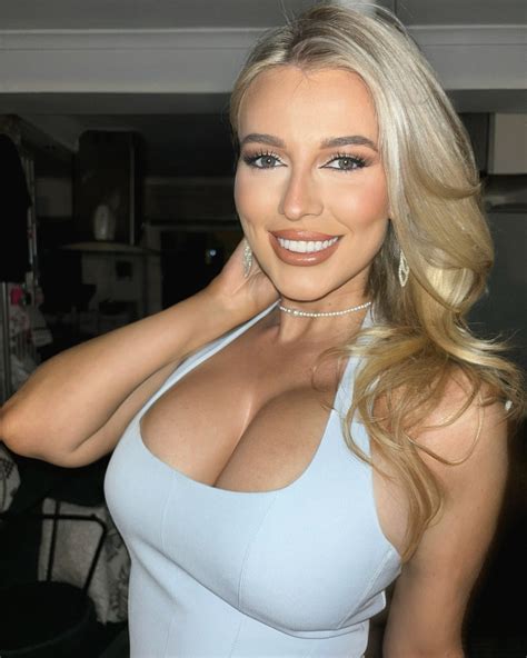 did u saw „sparks“ too? 🤓💋 | Chanti snow | Facebook