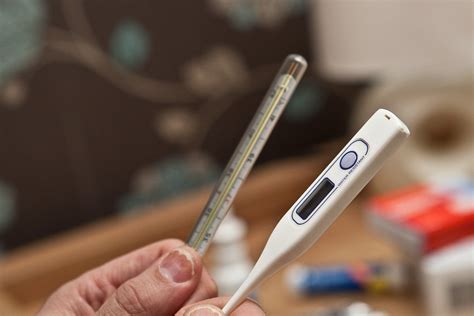 Ртутные градусники уже не производят, а какой электронный станет ...