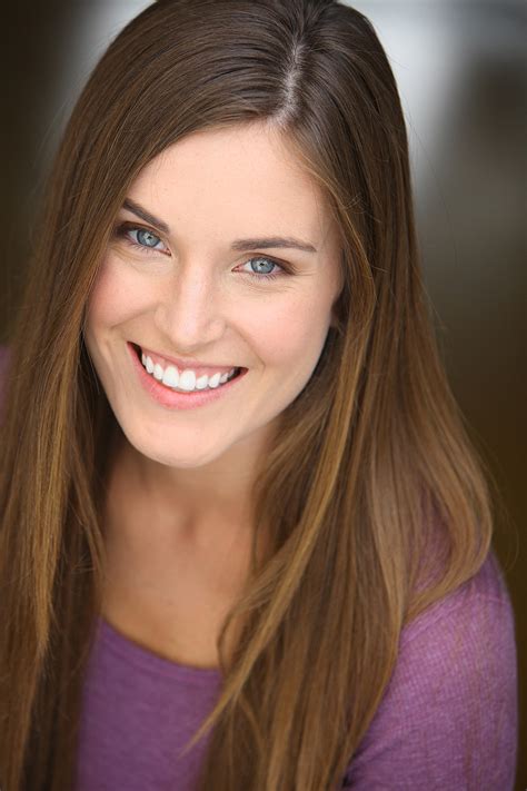 Lauren Cox – The Bowman Agency