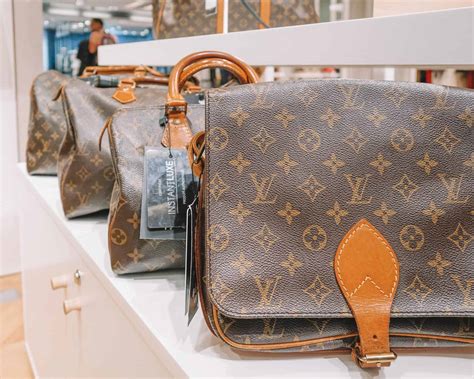 Finding a ross discount on designer bags is easier than you think 6