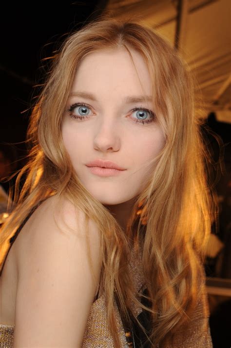 Vlada Roslyakova image