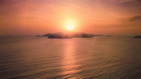 Premium Photo | Sunrise in nha trang