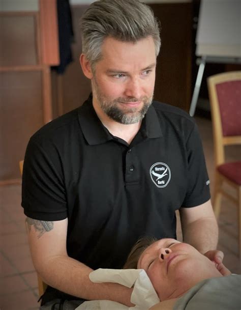 Voice Massage - Hieronta Kurki -Turku