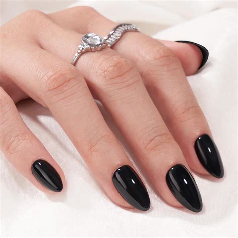 Amazon.com: Black Press On Nails Almond - BTArtbox Short Press On Nails