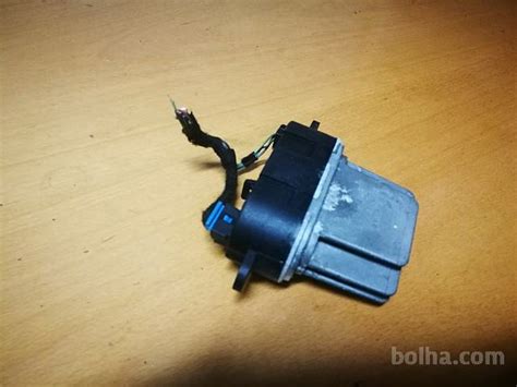 Alfa Romeo 147 upor kabinskega ventilatorja rele krmilnik