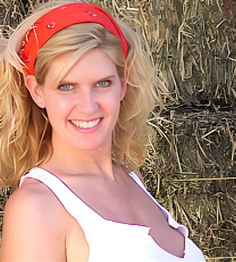 Tara Wild (Actress) Height, Weight, Age, Videos, Photos, Biography