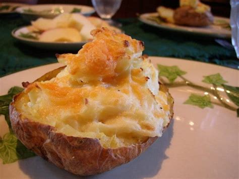 Revolutionize Your Baked Potato Game With 5 Easy Steps To Perfectly Reheated Frozen Twice-Baked Potatoes