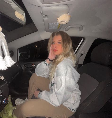 hailey jewell ☾ (@haii.w) • Instagram photos and videos