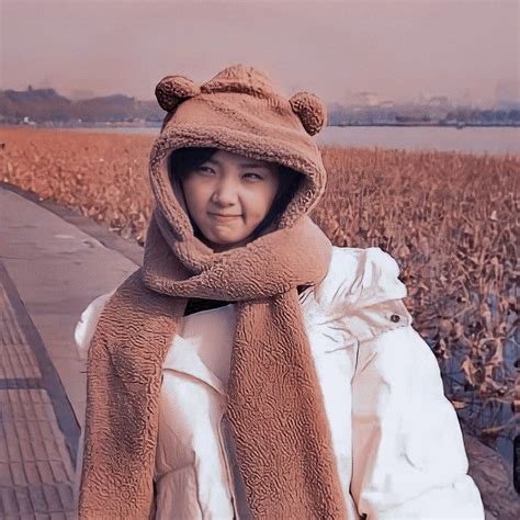lu tieu vu lu xiao yu rain lu winter hats knitted scarf knitted