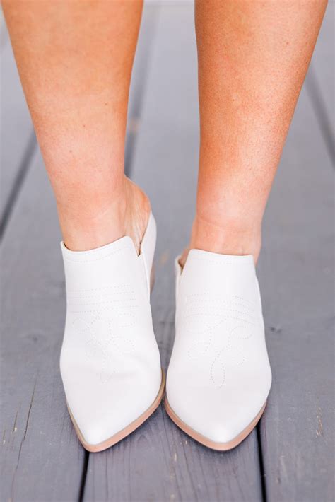 Corky's: Trading Sugar For Secrets Mules, Ivory – Chic Soul