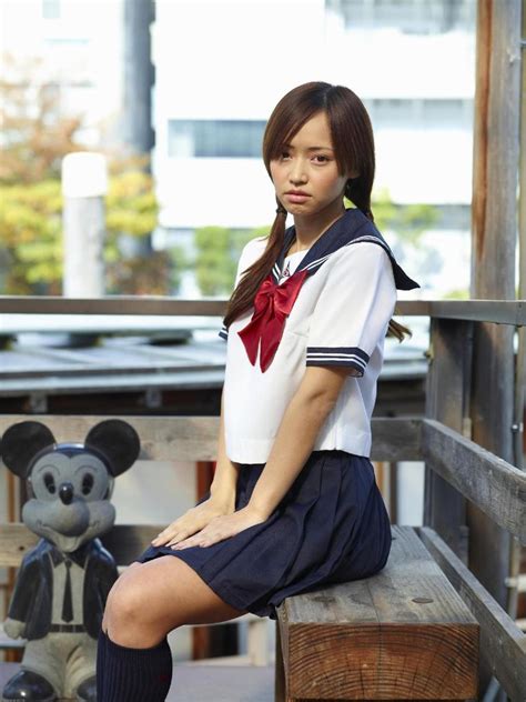 制服姿の女子校生だらけのエロ画像 フェチ神 八百万～フェチ・エロ画像～