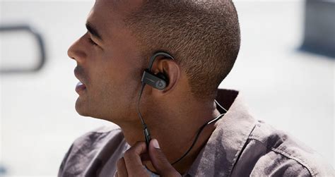 beats  dre powerbeats wireless earphones  coolector