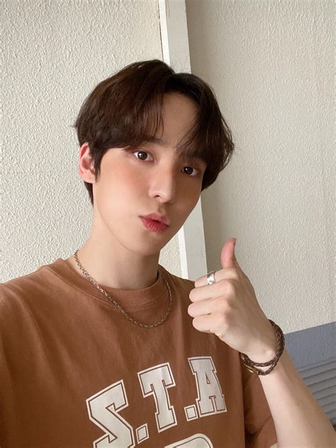 ALL ABOUT ATEEZ 🏴‍☠️ on Twitter in 2022 | Yun yun, Jeong yun-ho, Twitter