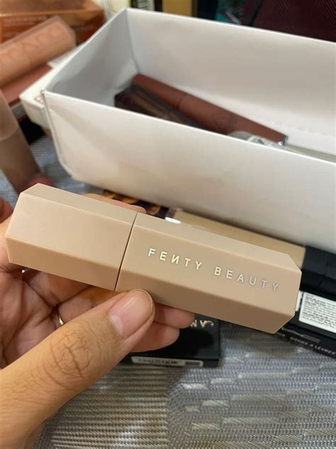 Fenty Beauty Contour stick in Amber on Carousell