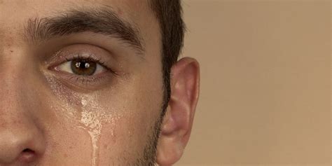 Two brave stories about living alongside depression :: Men with depression
