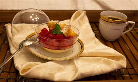 fresh ideas  creative dessert plating