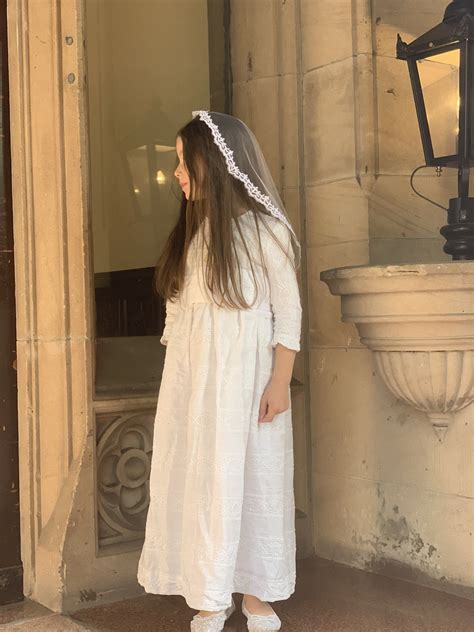 First Holy Communion veils, traditional style or mantillas