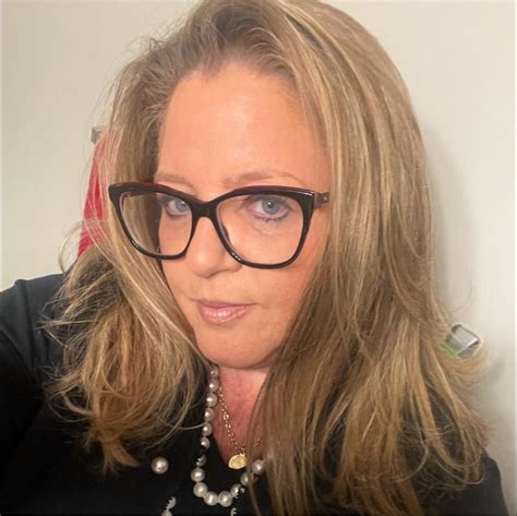 Exploring Life & Business with Mary Mandel of Harmony Management Group ...