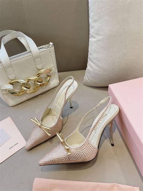 Miu Miu Buckle slingback Pumps Miu Miu Pump shoes for Women Miu Miu